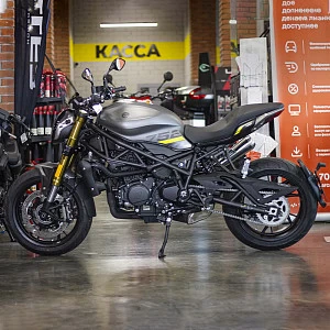 Мотоцикл Benelli 752S (серый матовый)