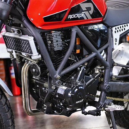 Мотоцикл дорожный ROCKOT SCRAMBLER (красный глянцевый)